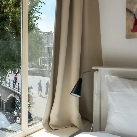 The Blue Stairs Bed & Breakfast Amsterdam Exterior photo